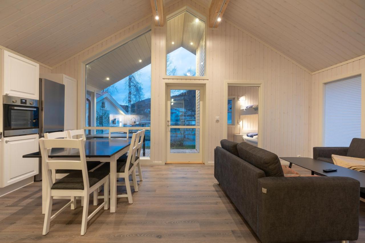 Jolstraholmen Camping Og Hytter Vassenden Exterior foto